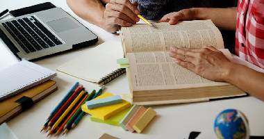  Magíster  En Neurociencias de la Educación